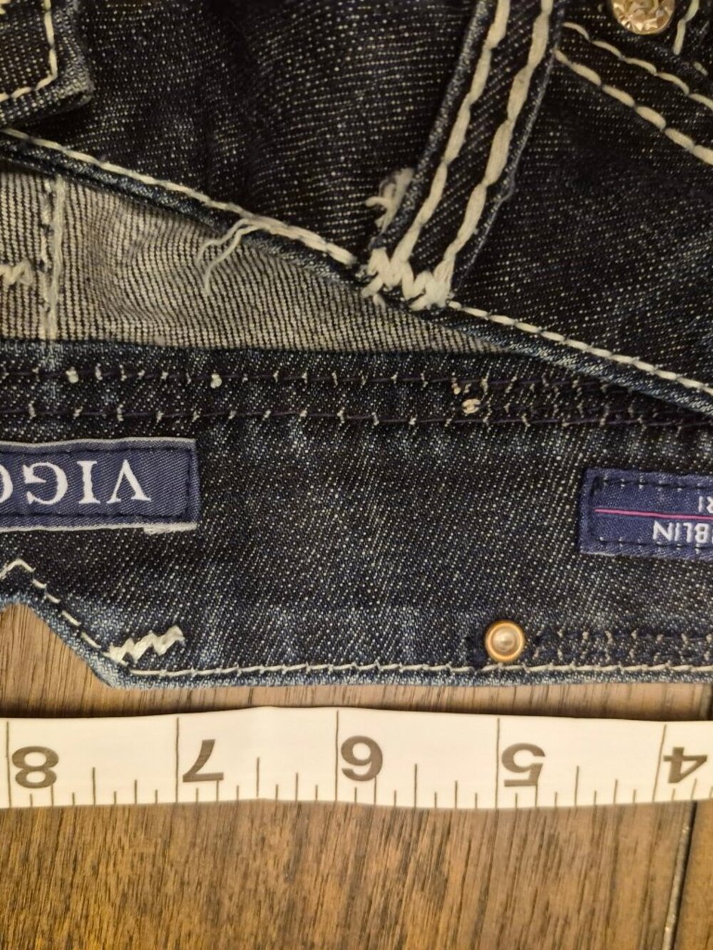 Vigoss The Dublin Capri Jeans Womens 9 Dark Wash Crystal Pockets